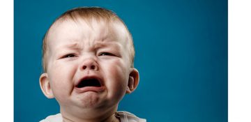 تشخیص علت گریه نوزادان به وسیله الکترودهای مغزی ممکن شد