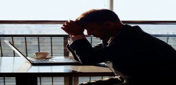 چرا ۱۰درصد کارمندان ایرانی ، گرفتار افسردگی هستند؟