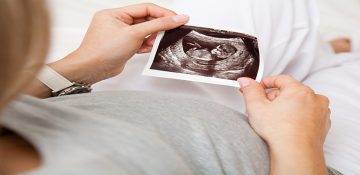 آیا سلامت روانی مادر بر­روی حاملگی موثر است؟