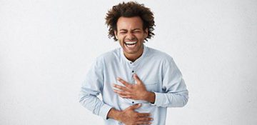 تاثیر “خندیدن به خود” روی سلامتی