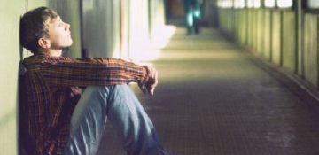 نوجوانان معتاد به اینترنت، بیشتر دچار افسردگی می‌شوند