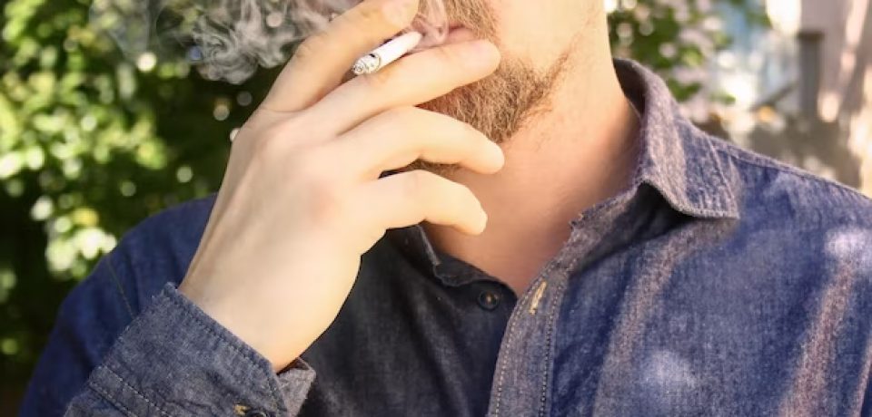 مصرف دخانیات توسط والدین و احتمال سیگاری شدن فرزندان