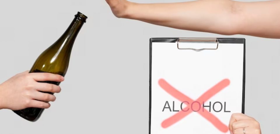 تمام نوشیدنی‌های الکلی با سرطان مرتبط هستند.