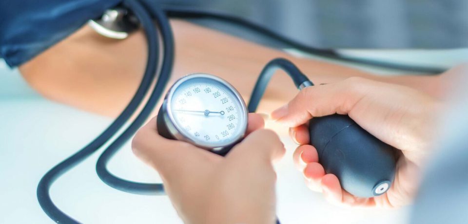 چطور بدون دارو چطور فشار خون بالا را کاهش دهیم؟