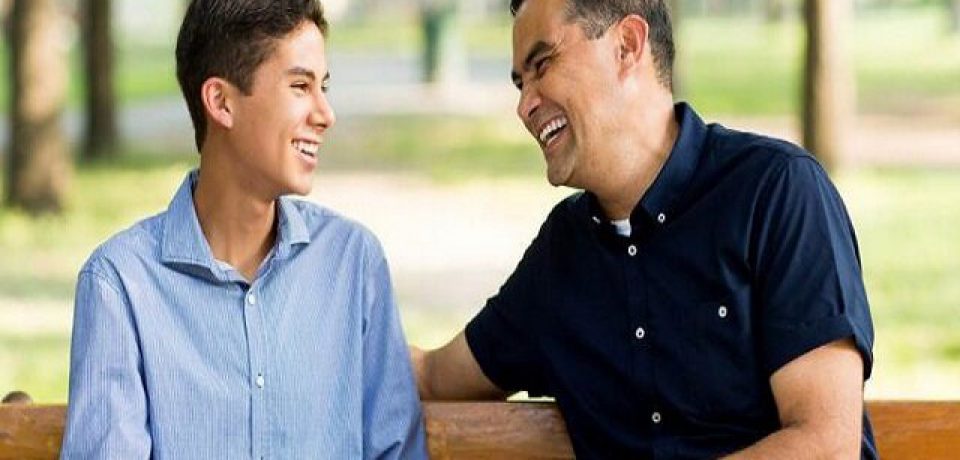 والدین چطور می‌توانند  مانع ایجاد تنش‌ بین خود و نوجوانشان شوند؟