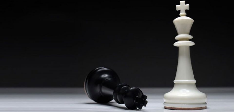 تسلیم یا پذیرش؟ مسئله این است.